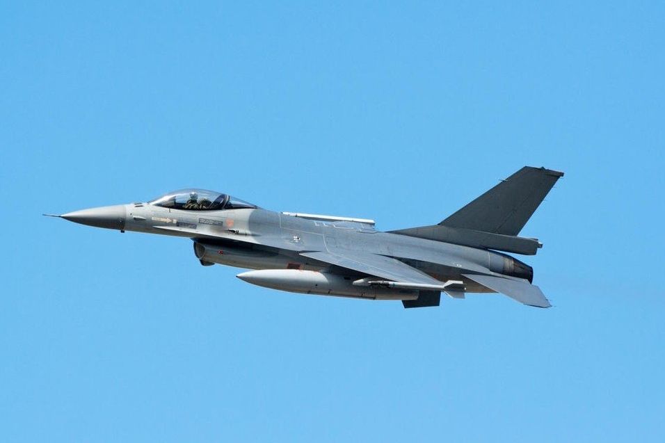 Stíhačka F-16 (ilustrační foto)