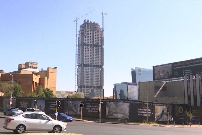 V Johannesburgu dokončují nejvyšší mrakodrap Afriky