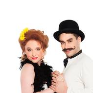 S Patrikem Děrgelem hrála ve hře Penzion pro svobodné pány v pražském divadle Palace.