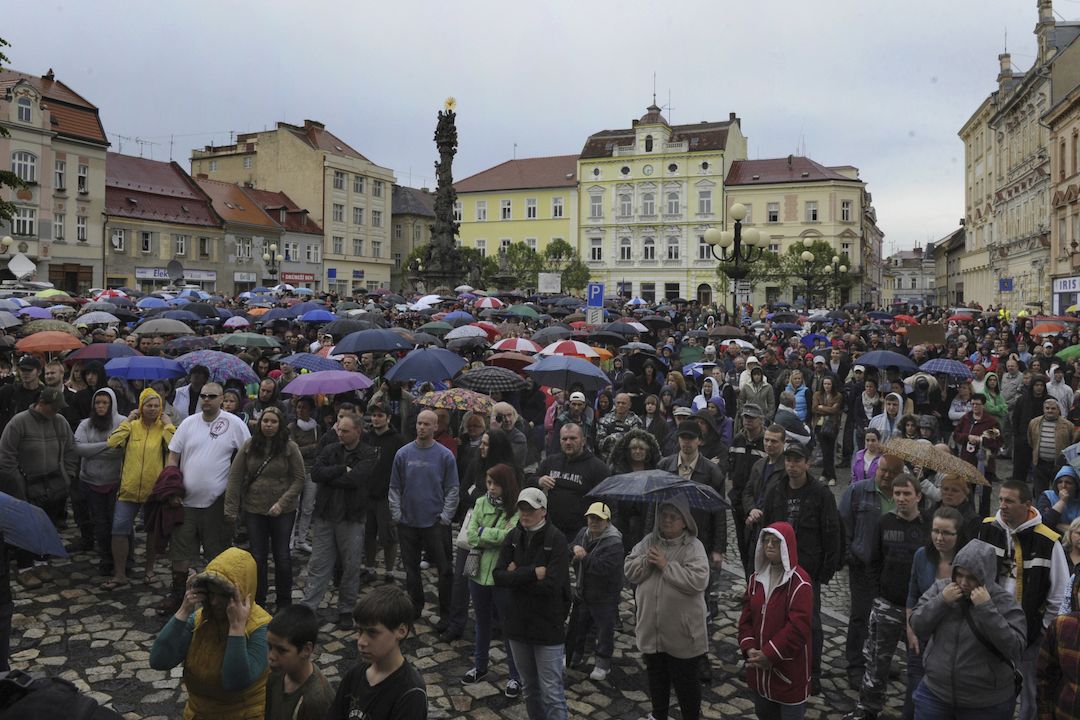 Demonstrace v Duchcově, květen 2013