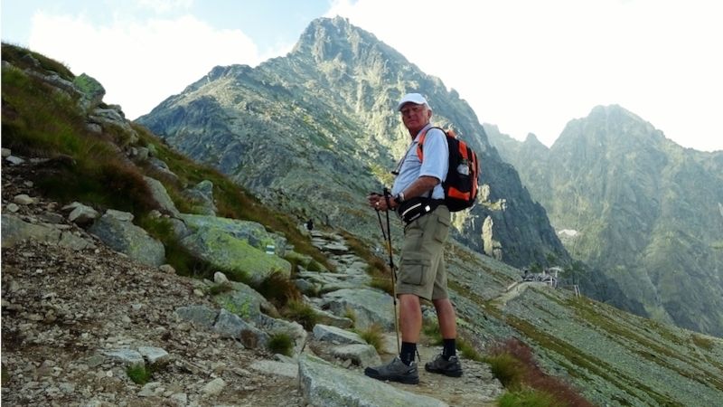Lomnické sedlo ve výšce 2 190 m. n. m a procházka po Hřebenovce je nezapomenutelným zážitkem. 