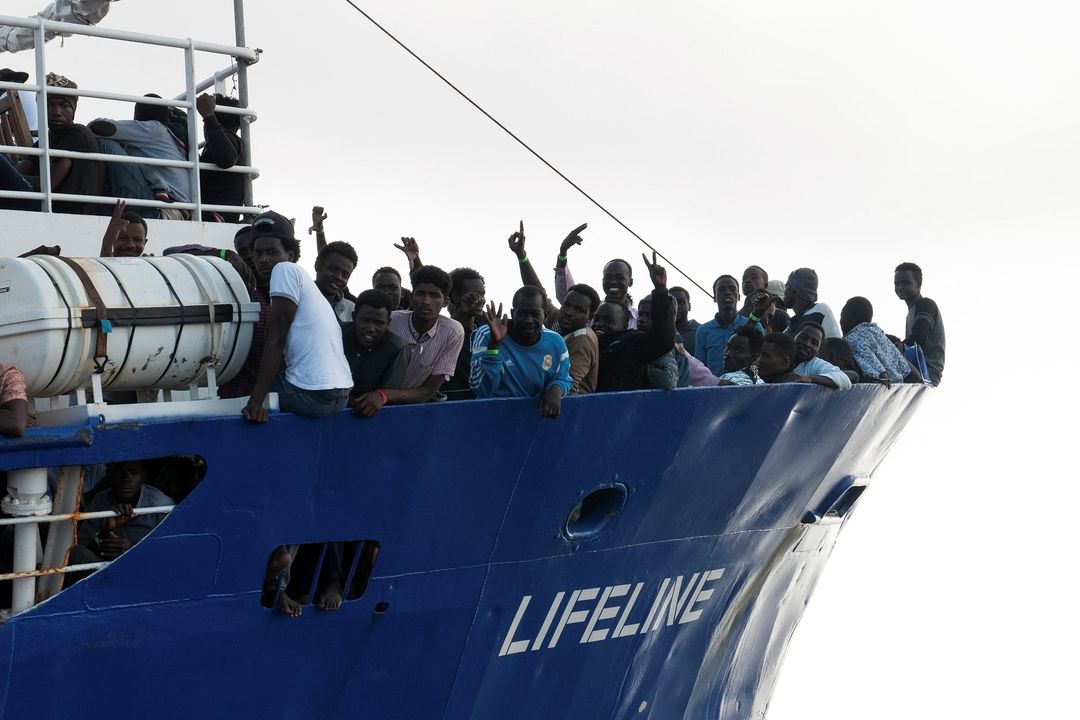 Migranti na palubě lodi Lifeline 