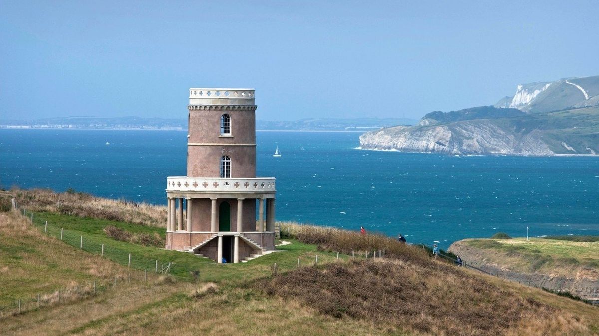 Věž na Jurském pobřeží v Dorsetu patří k nejžádanějším nemovitostem k dovolenkovému pronájmu.