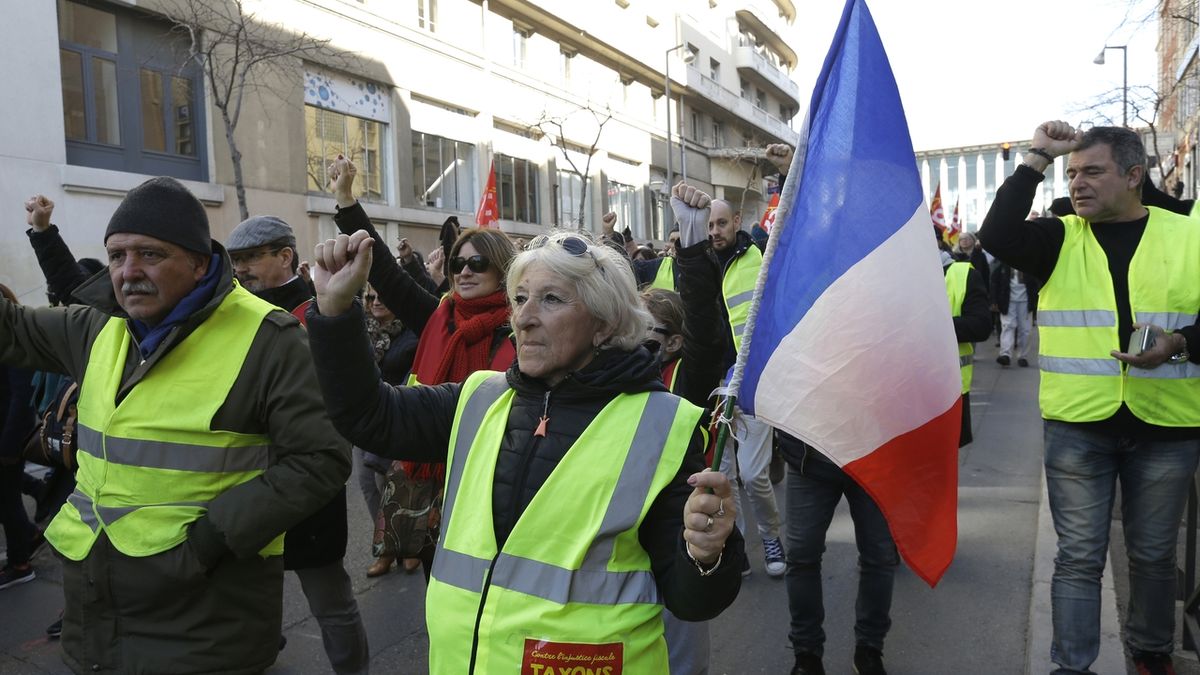 Protestující v Marseille