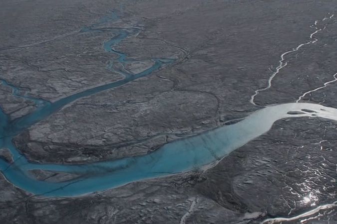 BEZ KOMENTÁŘE: Kvůli vlně veder taje rychleji grónský ledovec