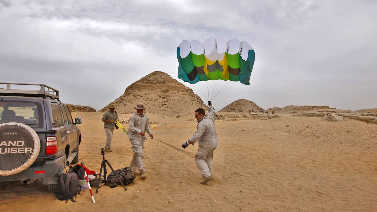 Testování produktů v egyptské poušti.