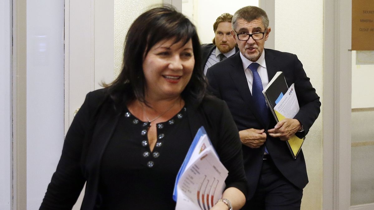 Premiér Andrej Babiš a ministryně financí Alena Schillerová 