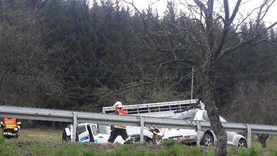 Vážná nehoda u obce Jasenná na Zlínsku