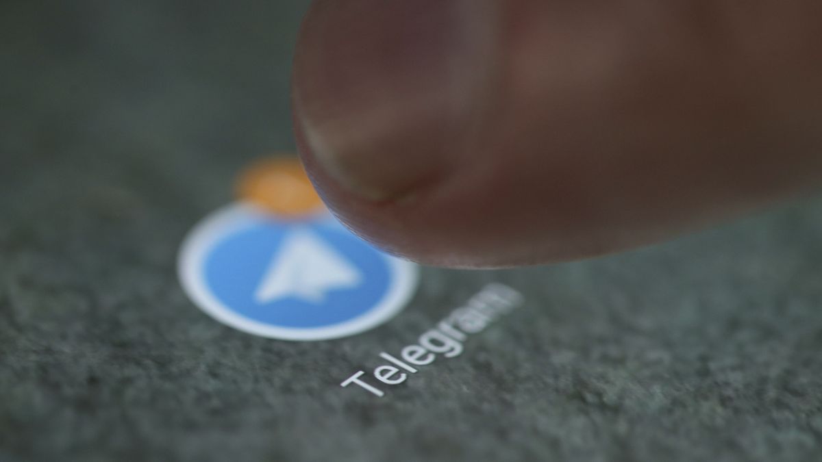 Soud v Rusku vyměřil Twitteru, Facebooku a Telegramu pokuty za neplnění pokynů