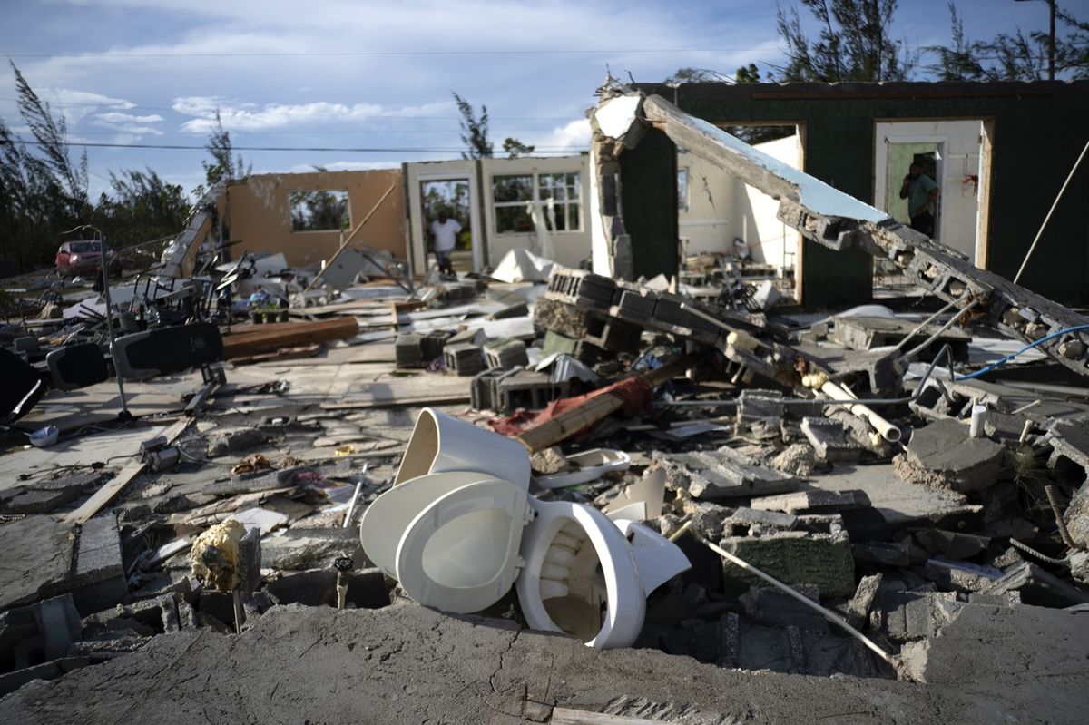 Na ostrově Abaco je poškozeno 60 procent domů. 