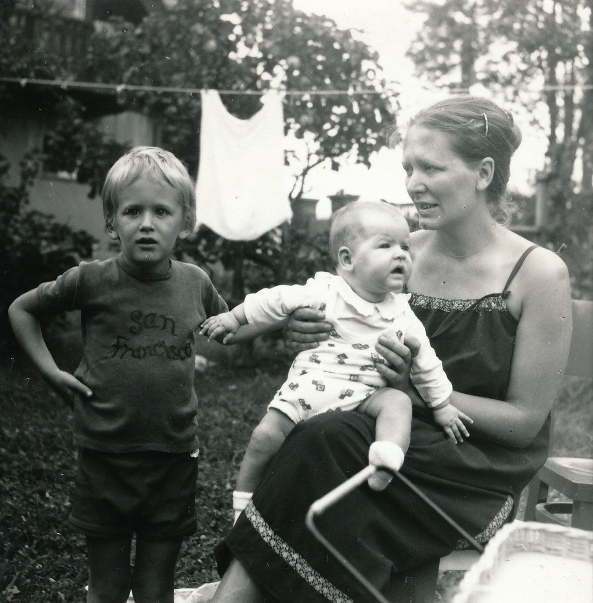 Helena Třeštíková s dětmi, když byly ještě malé.