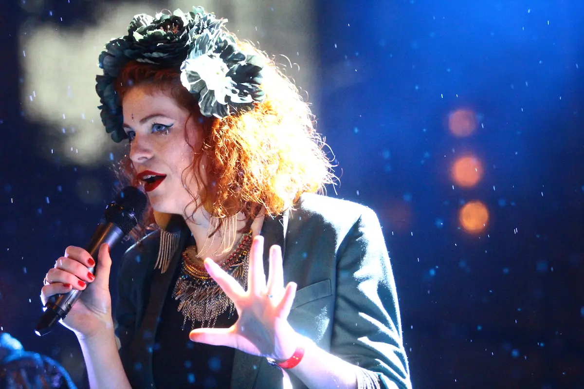 Zpevacka Zofie Darbujanova Ma Solovy Debut Novinky Cz