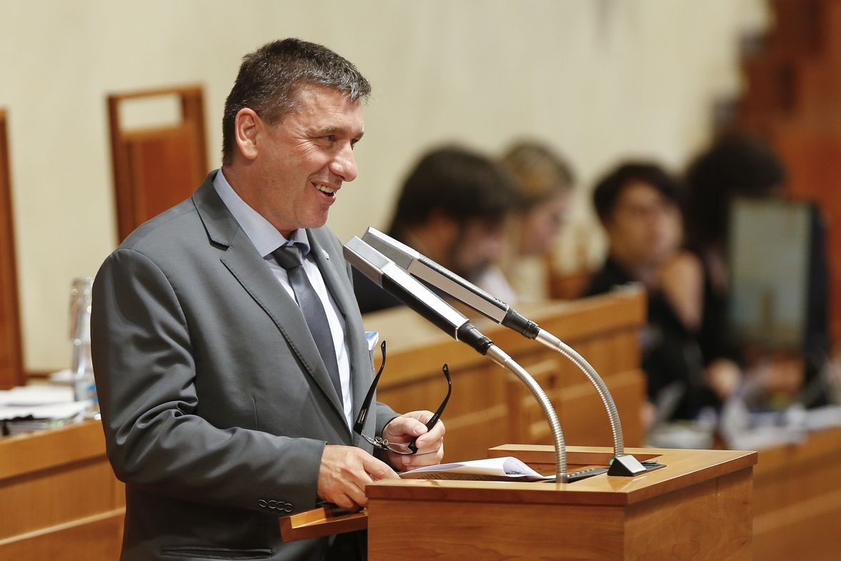 Senátor Tomáš Goláň na schůzi horní komory kritizoval elektronickou evidenci tržeb