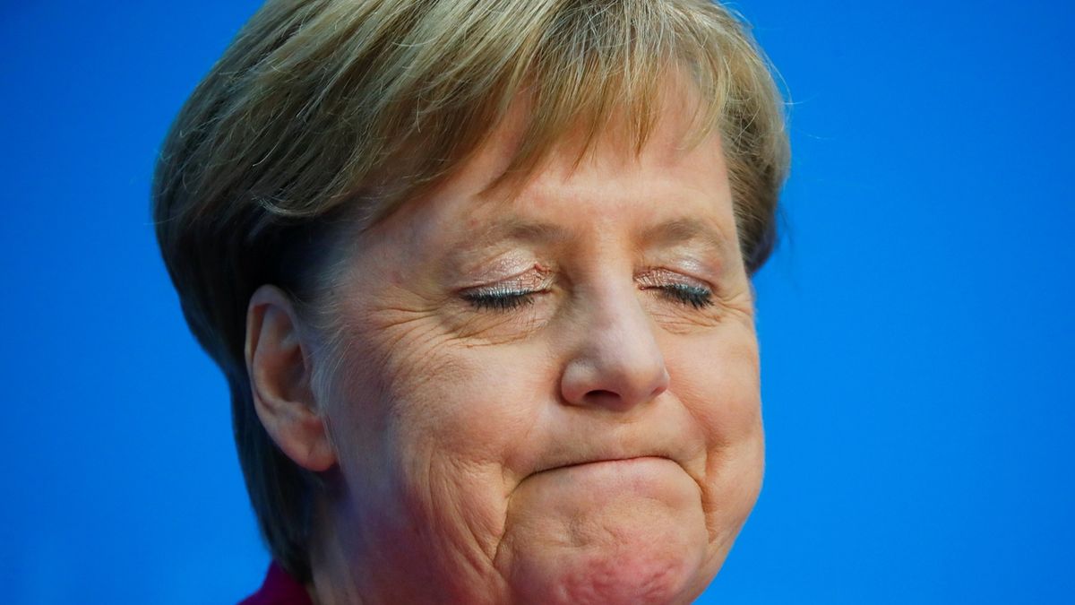 Merkelová porušila neutralitu a zasáhla do práv AfD, rozhodl soud