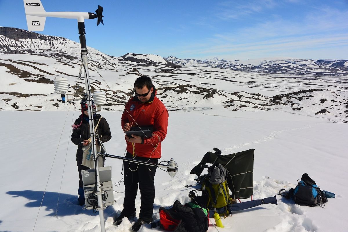 Česká základna v Antarktidě slouží vědeckému zkoumání už řadu let a mezi polárními výzkumníky má značnou prestiž.