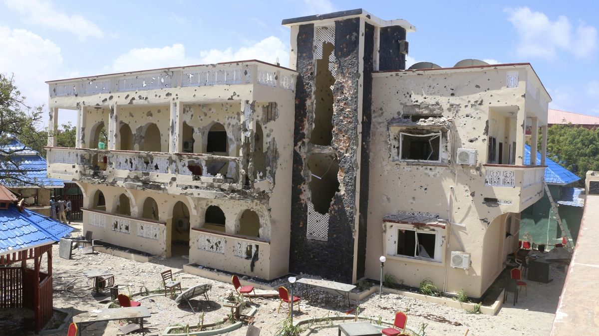 Hotel Asasey v somálském přístavu Kismayo po útoku 