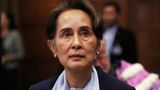 Nositelka Nobelovy ceny míru Su Ťij hájí v Haagu brutální postup proti Rohingům 