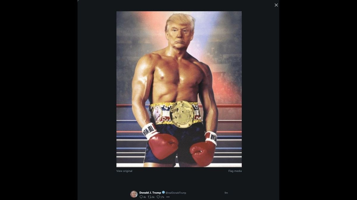 Prezident Donald Trump se představil jako filmový boxer Rocky Balbou.