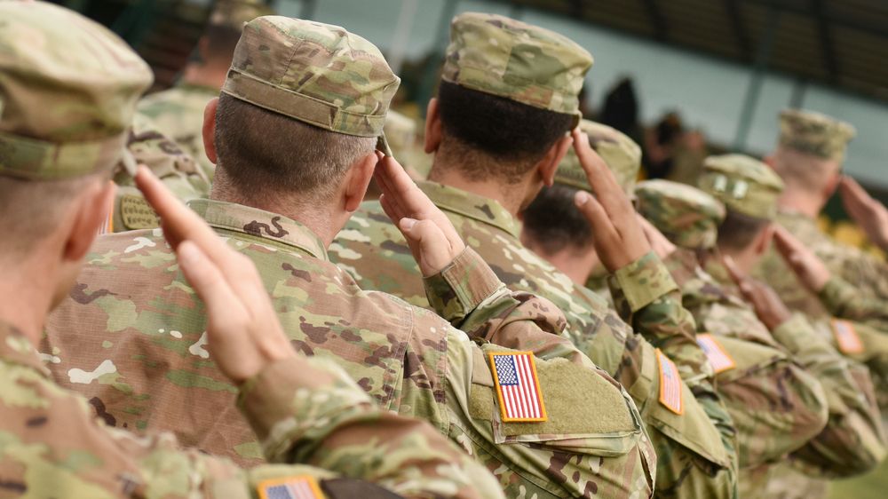 Spojené státy vysílají do Iráku další vojáky
