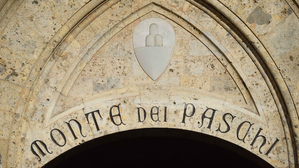 Nejstarší banka na světě Monte dei Paschi di Siena se zbavila špatných úvěrů za 1,8 miliardy eur.