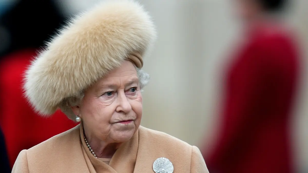 Era Pravych Kozesin Je U Konce Odmitla Je Nosit I Kralovna Alzbeta Ii Novinky Cz