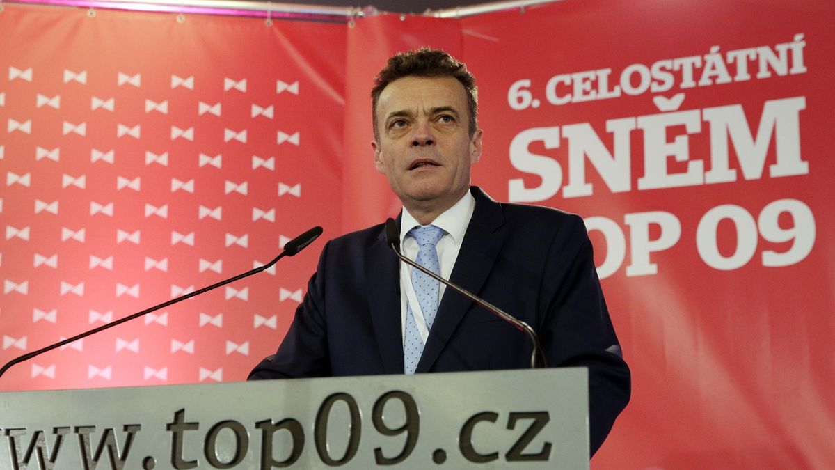 O post lídra TOP 09 usiloval i senátor Tomáš Czernin. Právě jeho si v čele strany přál Miroslav Kalousek.