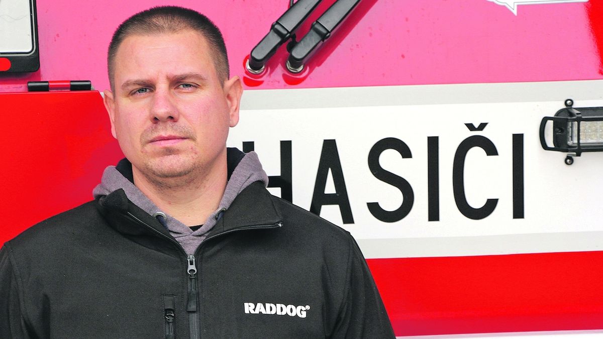 Pavel vděčí za svůj život pohotovému hasiči odnaproti