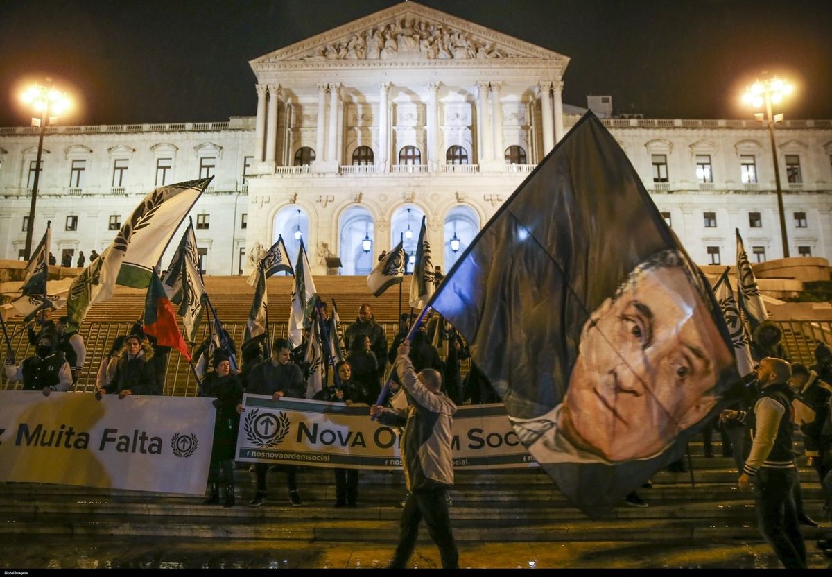 Portugalská demonstrace na oslavu Salazarova odkazu