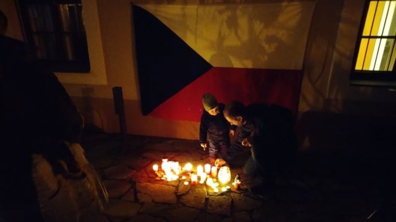 Podvečer tradiční akce Světlo pro Kryla.