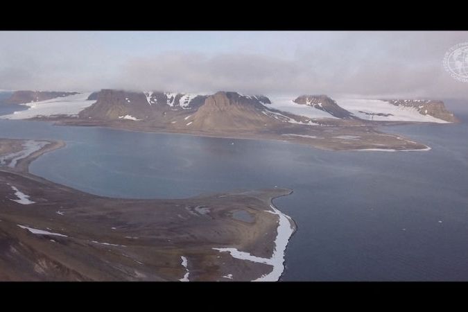 BEZ KOMENTÁŘE: Ruští výzkumníci objevili v Arktidě pět nových ostrovů