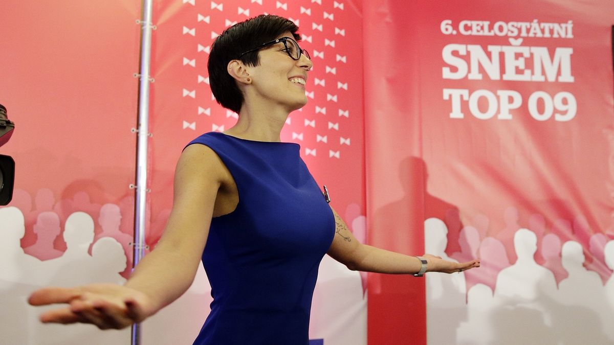 V Praze pokračoval 24. listopadu 2019 volební sněm TOP09. Na snímku Markéta Pekarová Adamová.