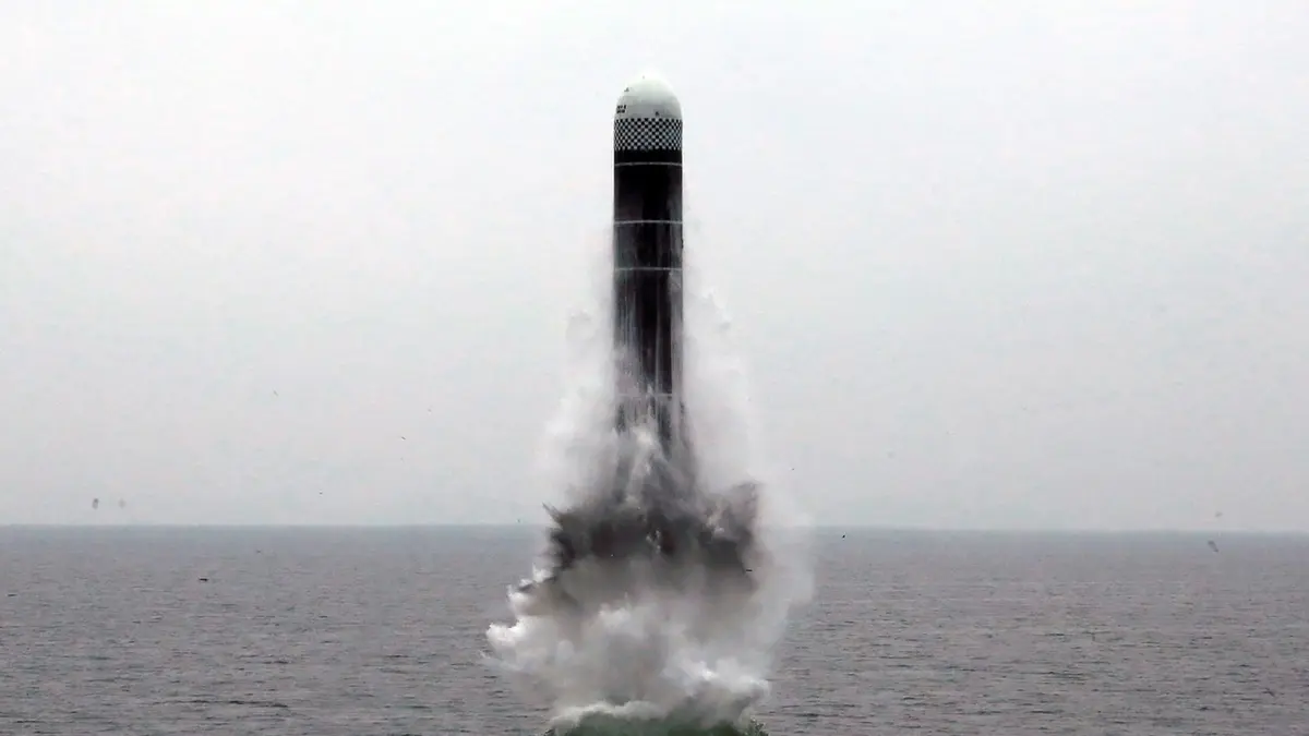 Severni Korea Potvrdila Test Nove Balisticke Rakety Odpalene Z Ponorky Novinky Cz