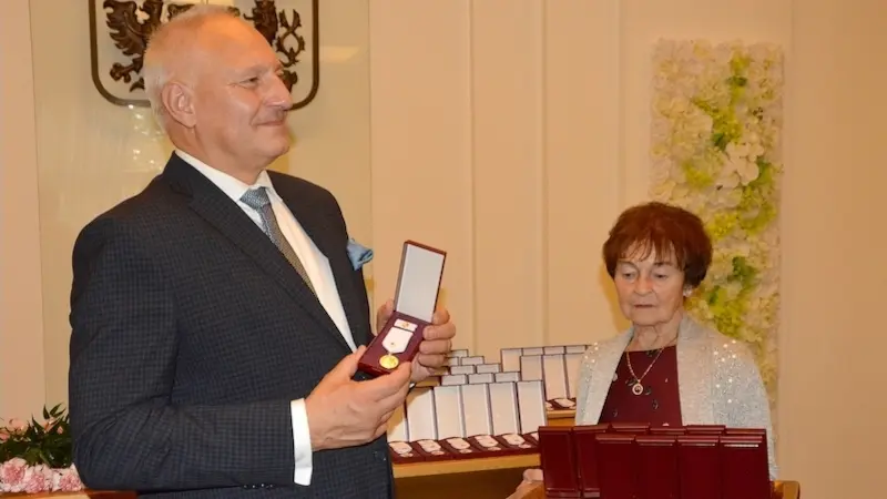 V Ostrave Ocenili Dobrovolne Darce Krve Zlatou Medaili Prof Mudr