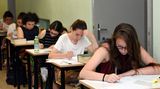 Stát přitvrdí cizincům zkoušku z češtiny