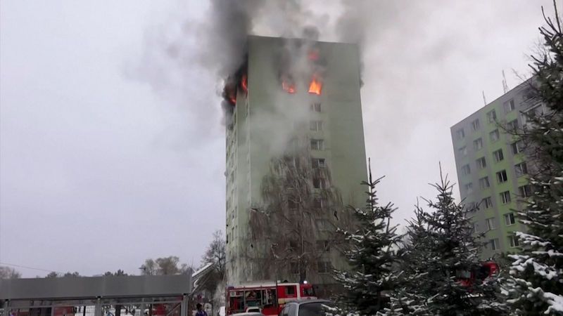Výbuch plynu zdemoloval panelák v Prešově, pět mrtvých