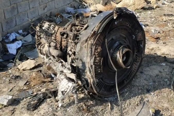 BEZ KOMENTÁŘE: Nové záběry z místa pádu ukrajinského letadla