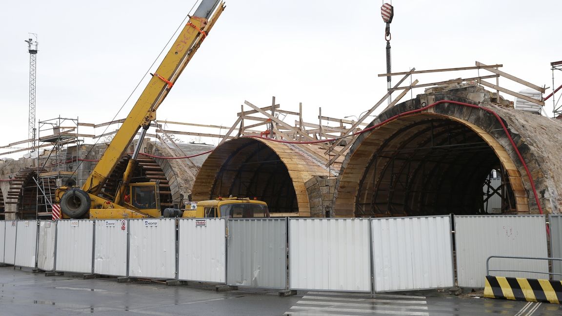 Rekonstrukce Negrelliho viaduktu na snímku z 18. prosince 2018.