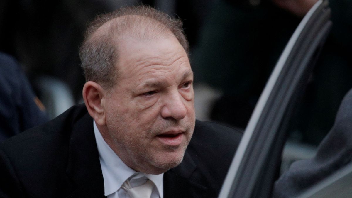 Producent Weinstein bude obviněn ze dvou sexuálních napadení z roku 1996