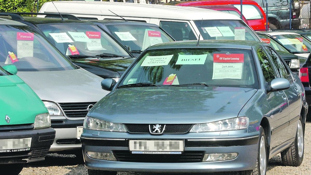 Průměrná cena ojetých aut v prvním pololetí stoupla téměř o pětinu