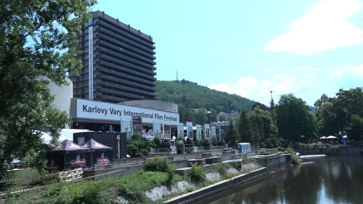 Mezinarodni Filmovy Festival Karlovy Vary Pripravy Pokracuji