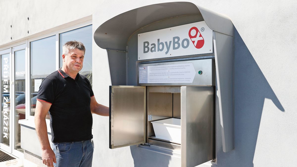 V Náchodě našli v babyboxu chlapečka