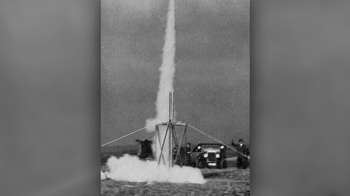 Odpálení jedné z raket na Bílé hoře