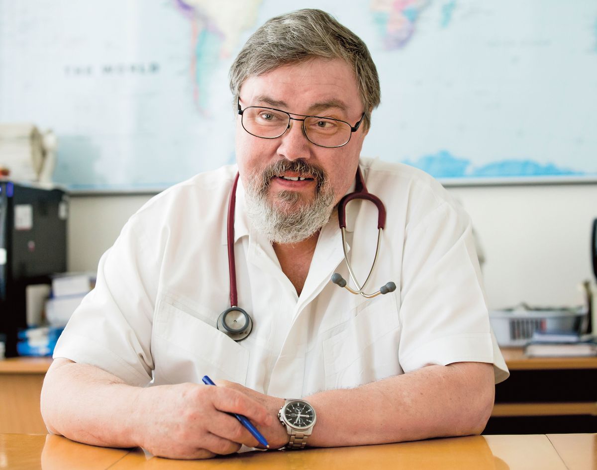 Jan Rutsch, vedoucí lékař Centra cestovní medicíny, nepodceňuje žádné infekční choroby. U nás ani v zahraničí.