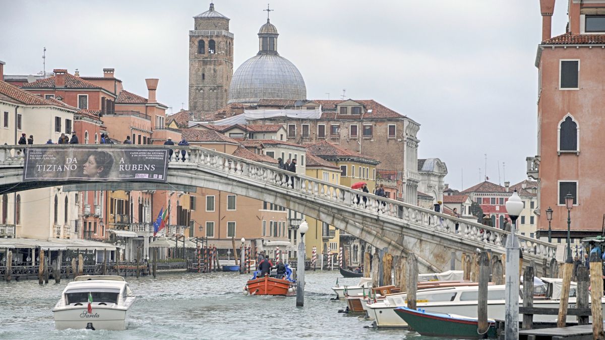 Spor o výtah obnažil stíny života v Benátkách