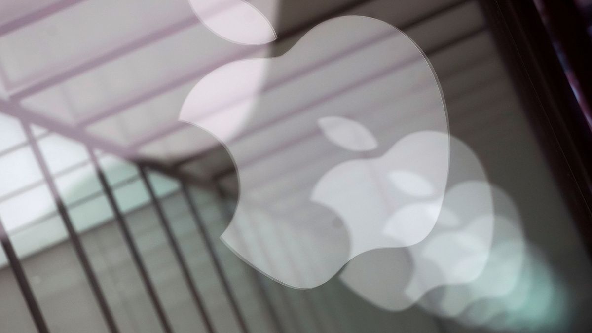 Apple se připravuje na krizi, propustil stovku smluvních náborářů