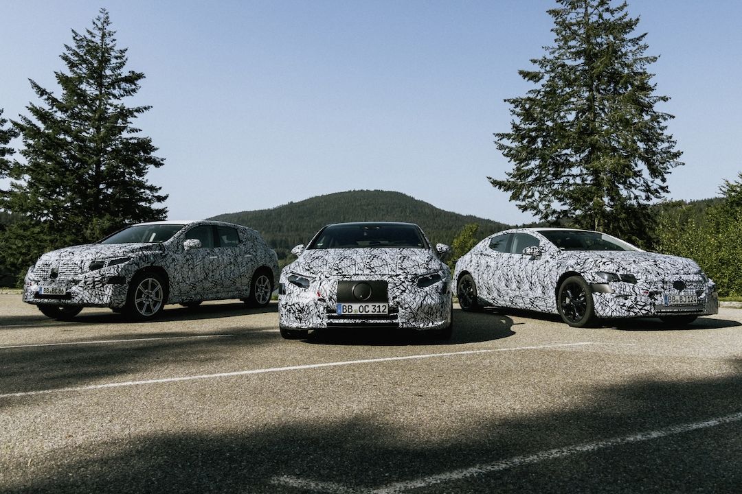 Mercedes spolu se zveřejněním informací ukázal světu tři tajemné prototypy.