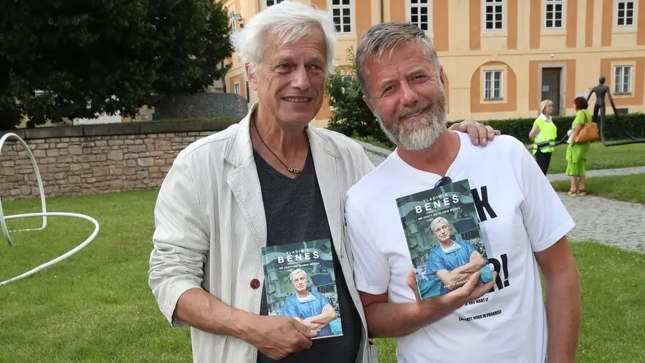 Neurochirurg Vladimir Benes Mozek Nedokazeme Ovlivnit To Je Jako Chtit Ovlivnovat Vesmir Novinky Cz