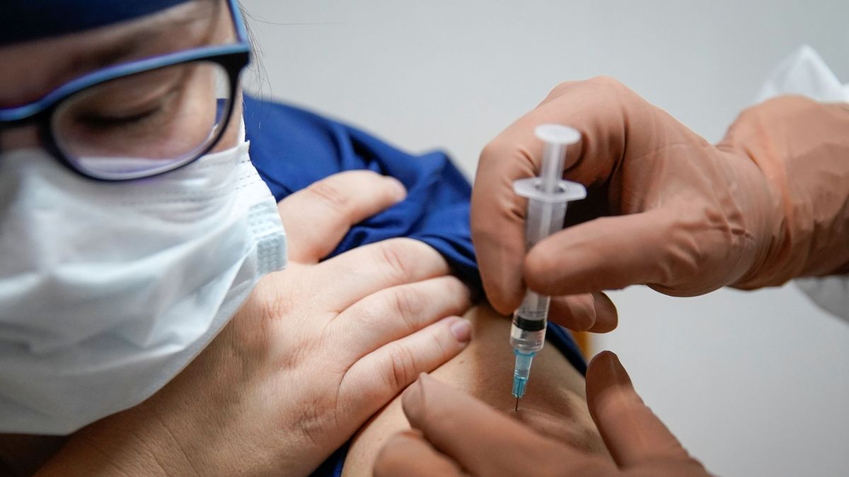 Moskva sáhla k povinné vakcinaci