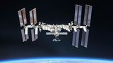 Kosmonauti odhalili místo úniku vzduchu z ISS pozorováním čajového sáčku