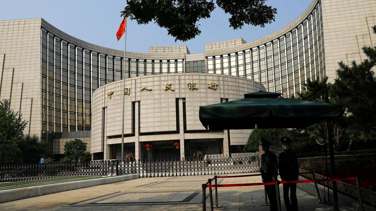 Čína snižuje povinné minimální rezervy bank
